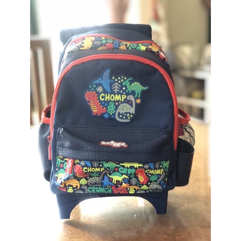 กระเป๋าล้อลาก  Smiggle Trolly backpack