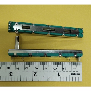 A-10K-6ขาA-103:10Kวอลุ่มแบบสไลต์ยาว7.5Cmตัวต้านทานแบบปรับค่าVRวอลุ่มปรับเสียงแบบสไลต์ขายแพ็ก2ตัว130บาท