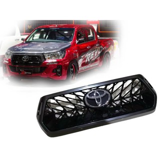 หน้ากระจัง Revo rocco โลโก้สีเงินทรง Lexus