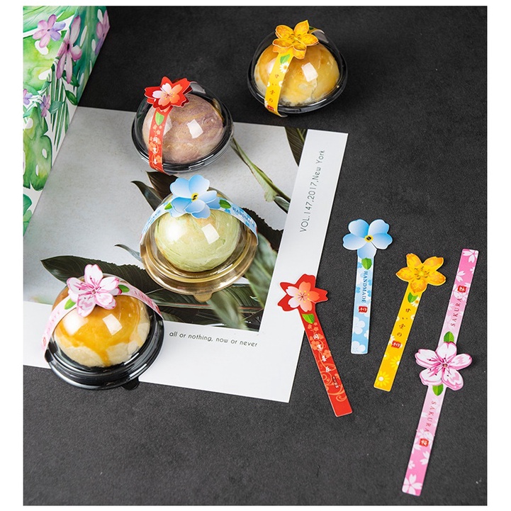 สติ๊กเกอร์ดอกไม้คาดกล่อง ที่คาดดอกไม้ ที่คาดกล่องขนมเปี๊ยะ (แพ็ค10แผ่น/50คู่)