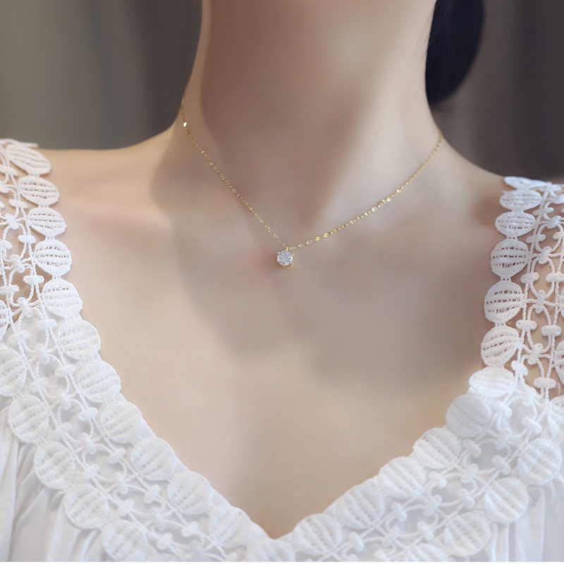 สร้อยคอ Charm Big Crystal Pendant Necklace Shining Korea Clavicle Chain Necklaces Women Party Jewelry