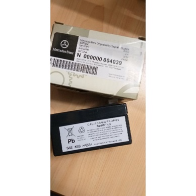 Benzแบตเตอรี่แท้ ติดตั้งที่คอพวงมาลัย แบตเตอรี่เสริม 12V1.2AH เบอร์ N 000000 004039 รุ่นW221 W212 W1