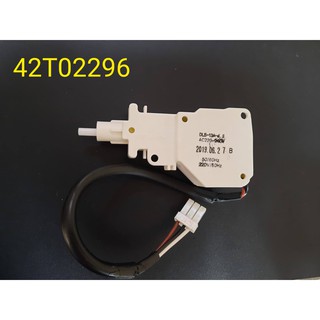 42T02296 สวิตซ์ประตู ยี่ห้อ Toshiba