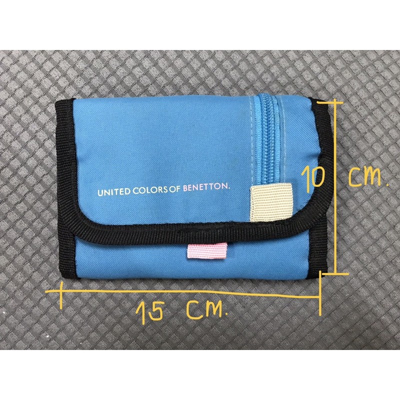 United Colors of Benetton (ของแท้มือสอง) กระเป๋าสตางค์ผ้าแบบพับ 3 ตอน