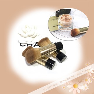 แปรงรองพื้น Chanel Liquid Foundation &amp; Blush Brush สำหรับลงรองพื้น