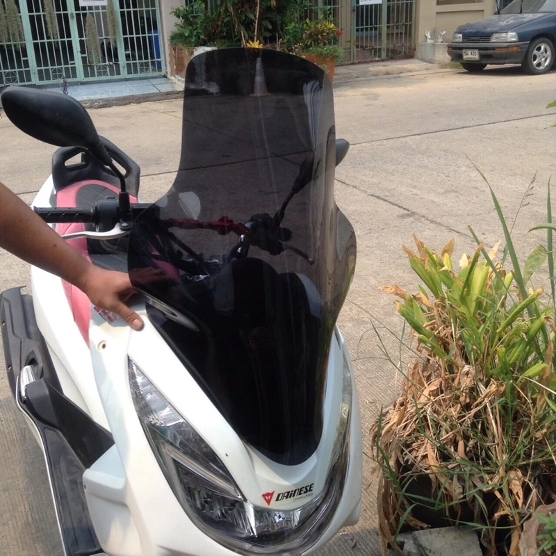 ชิวหน้าแต่ง PCX150 ปี14-17 ตัวกลาง เตาแก๊ส ทรง givi forza