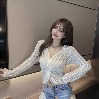 เสื้อลูกไม้ซีทรู แขนยาวทรงไขว้ด้านหน้า