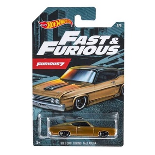 Hot Wheels 69 Ford Torino Talladega 5/5