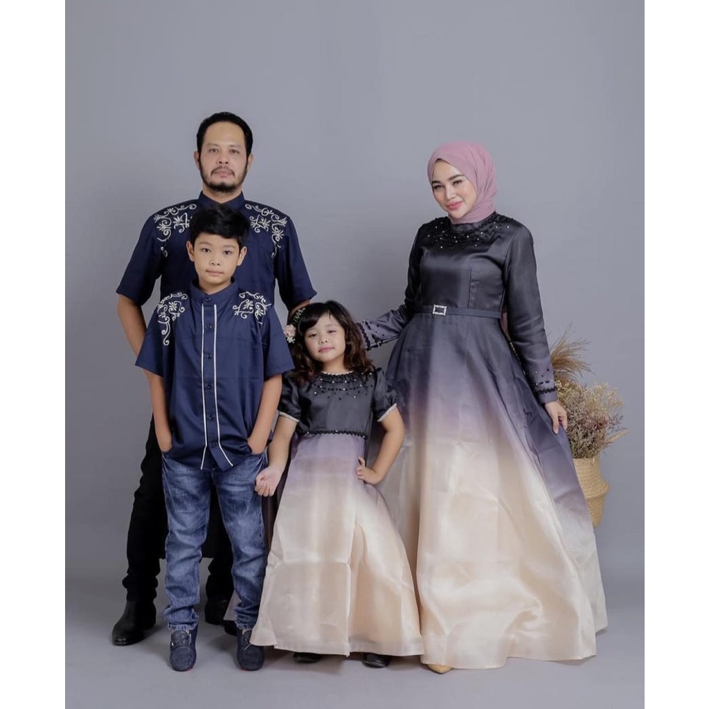 ชุดครอบครัว Femina**