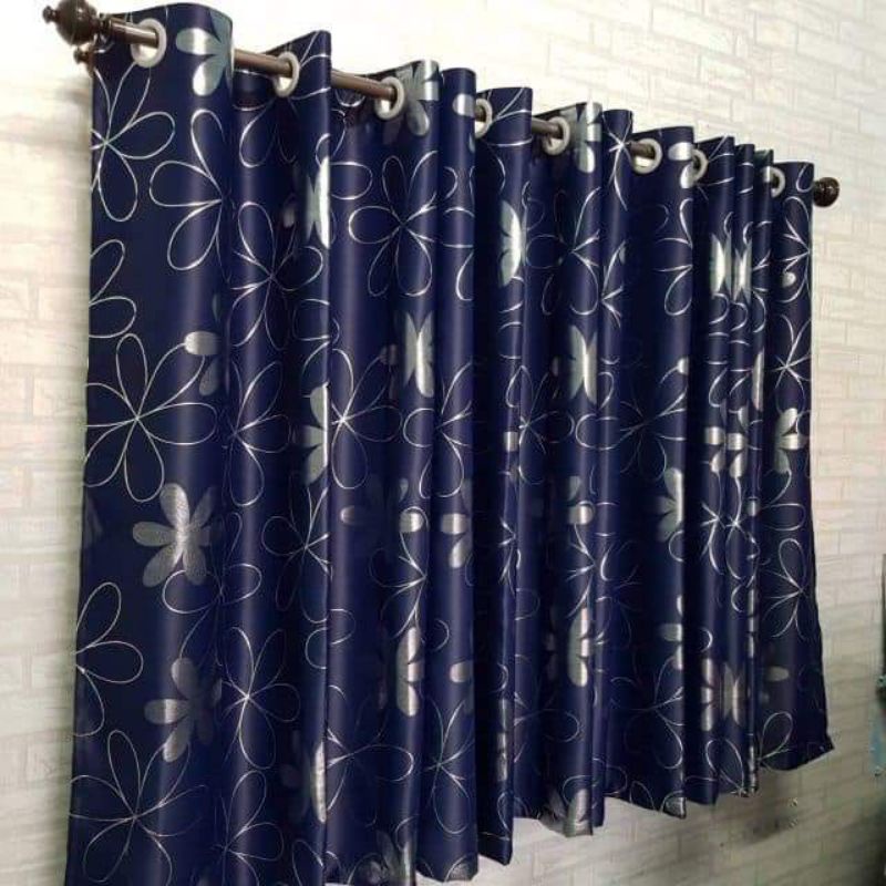 ผ้าม่านตาไก่ สีน้ำเงิน ลายดอกไม้ กว้าง130*สูง140ซม.