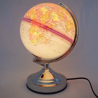 ลูกโลกจำลองมีไฟ ขนาด 20 ซม. (Illuminated Earth Globe 20 cm.)