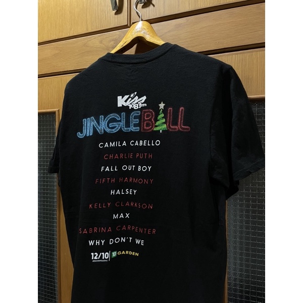 เสื้อ KISS 108FM JINGLE BALL LIVE 2017 Size L มือ2
