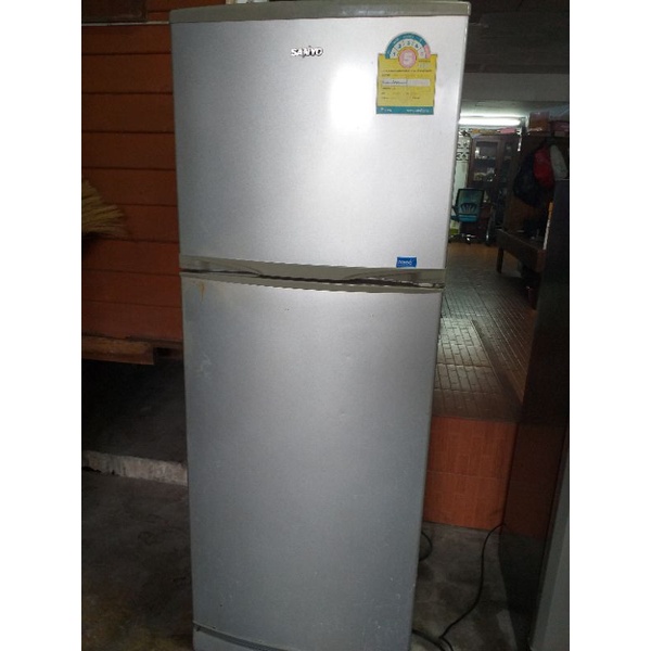ขายตู้เย็นSanyo7cu ทักมา
