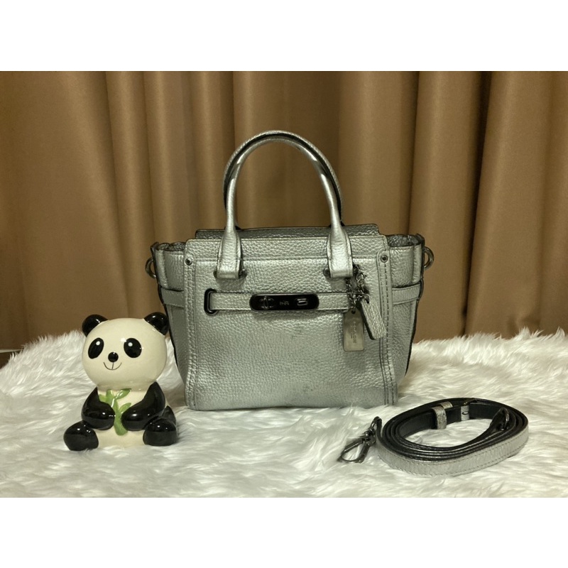 กระเป๋า โคช Coah Swagger 21