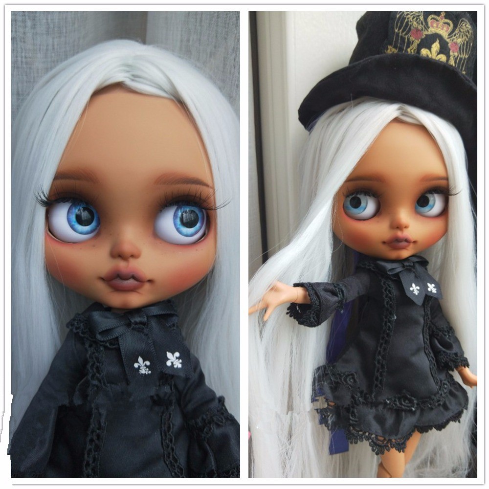 Factory Blyth Doll Grey Silver Hair With Bangs Tan Skin Dark Skin