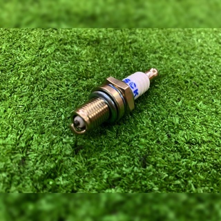 SCK หัวเทียน รุ่น AMR6T 10MM.X12.7 SPARK PLUG ตัดหญ้า 4จังหวะ เครื่องพ่นยา 4 จังหวะ พ่นยา ตัดหญ้า ใช้งานได้