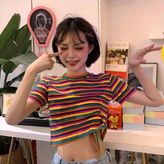 เสื้อครอป ด้านข้างมียางยืดรูดขึ้นได้