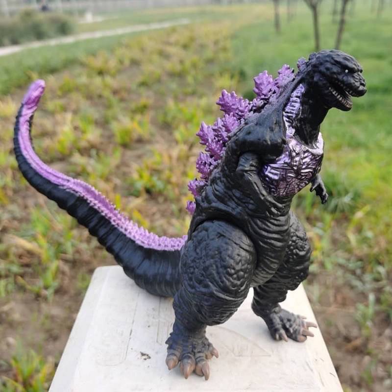 พร้อมส่งในไทย Chin Godzilla หลังม่วง ตัวใหญ่งานสวย ขยับจุดได้ เก็บเงินปลายทางได้