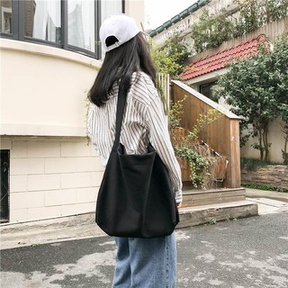 กระเป๋าสะพายไหล่เดียว 👜