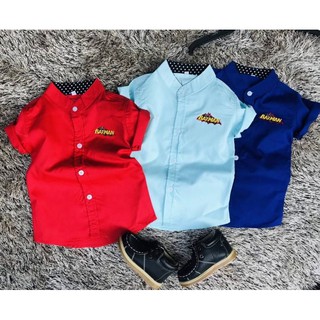 เสื้อเชิ้ตสีแดง แขนสั้น ปักลายแบทแมน