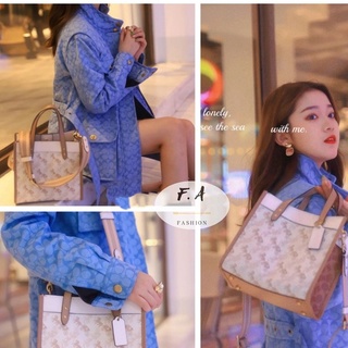 F.A ว่าแท้100% COACH C3866 Field Tote 22 carriage logo tote bag กระเป๋าสะพายข้างผู้หญิง กระเป๋าถือสุภาพสตรี