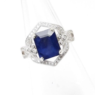 แหวน ไพลิน (Blue Sapphire) พลอยแท้ เจียรไน ทรงสี่เหลี่ยม ขนาด 8×10 มม. ตัวเรือนเงิน 925 ชุบทองคำขาว ขนาด 56