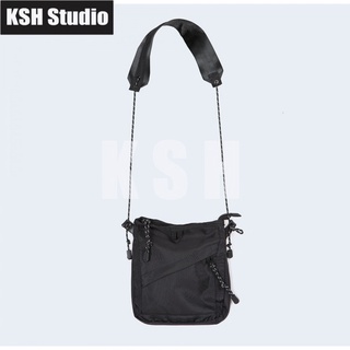 กระเป๋ามอเตอร์ไซค์ k pop bag Raucohouse กระเป๋าสะพายไหล่ไนลอนสีดำเข้มหัวรถจักรเย็บกระเป๋าขนาดเล็ก bambam BTS กระเป๋าอินเ