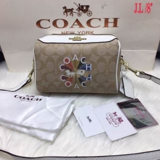 กระเป๋าcoach ทรงหมอนมินิงานสวยคะ