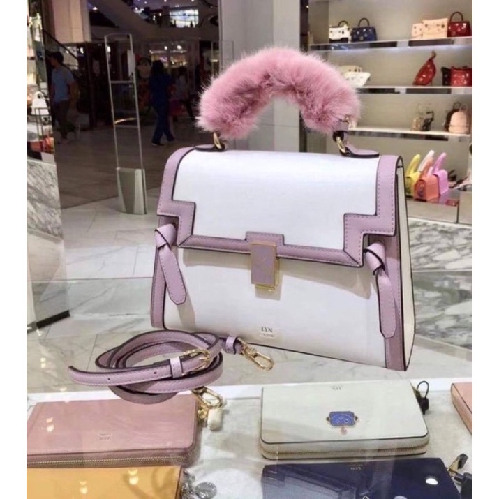 Lyn 9 นิ้ว แท้ สีม่วงพาสเทล ขนนิ่ม