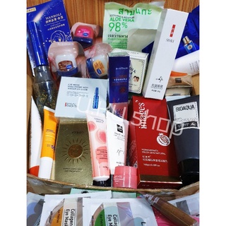 กล่องสุ่มสกินแคร์ กล่องสุ่มเครื่องสำอาง ได้3-5ชิ้น/กล่อง Skincare Lucky box เซรั่ม น้ำตบ โฟม ครีม เมคอัพ กล่องสุ่ม