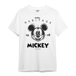 【ผ้าฝ้ายแท้】เสื้อยืดใหม่เสื้อยืด พิมพ์ลายการ์ตูน Disney MICKEY MOUSE HERITAGEรหัสเต็ม S-3XL