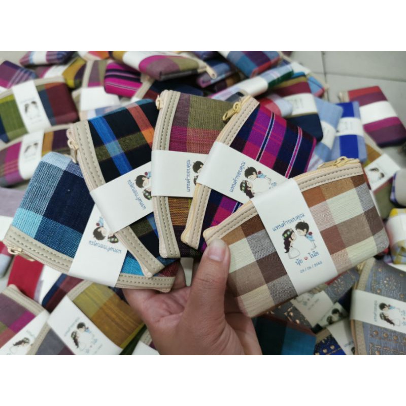 กระเป๋าขอบหนัง​ลายผ้าขาวม้าฟรีป้ายคาด