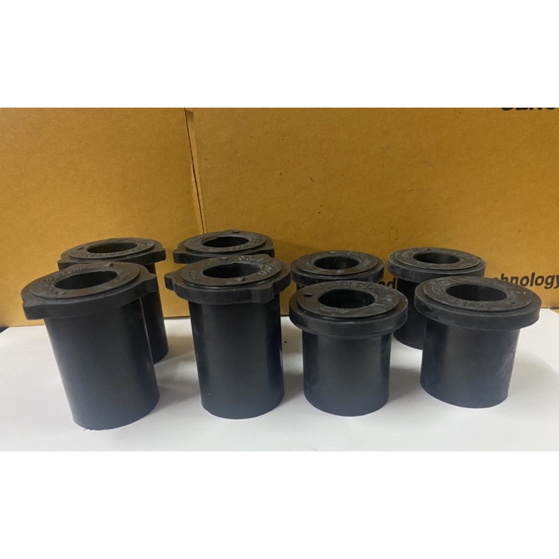 ยางหูแหนบหลัง ผ้าใบ สีดำ Nissan NAVARA D40 ปี 2005-2014 เกรดอย่างดี ยางหูแหนบ นิสัน นาวาร่า