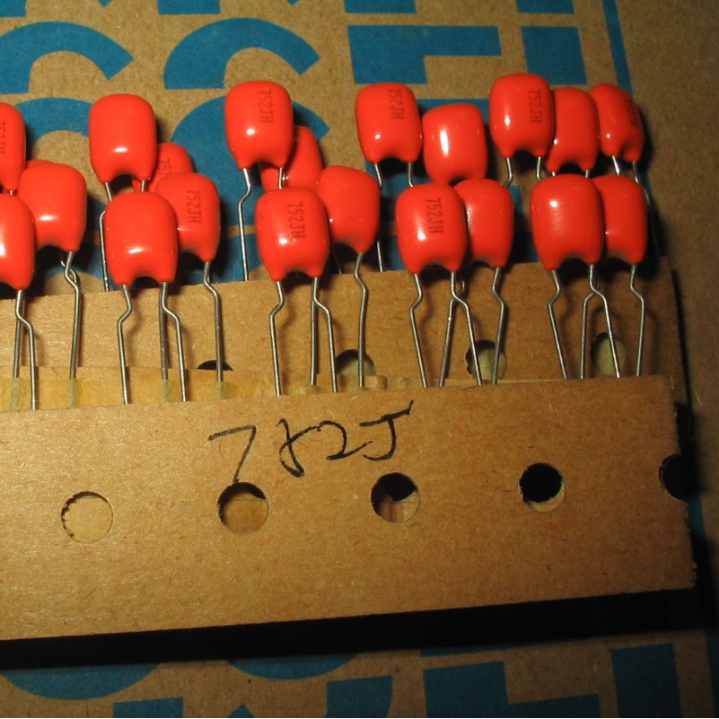 คาปาซิเตอร์สีส้ม 100V 7500P 752J 5% NISSEI (01 ชิ้น)