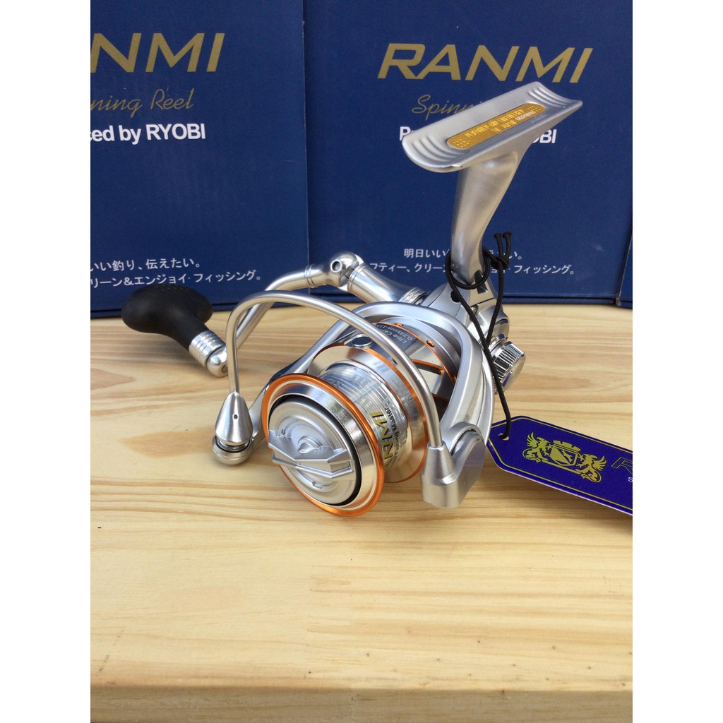 รอกตกปลา RYOBI RANMI เบอร์3000 กันนำ้เค็ม (salt fishing master ...