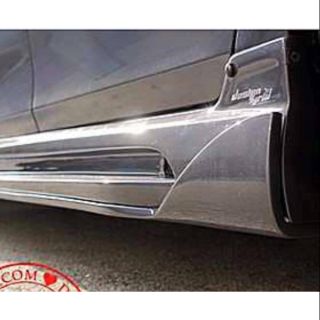สเกิรฺตข้างแต่ง 1 คู่ Cruze
