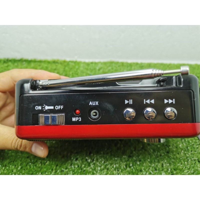 วิทยุลำโพง รุ่น 004U รับสัญญาณวิทยุ AM/FM/SD/MP3/TF/USB/AUX