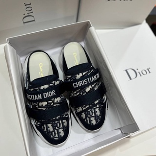 รองเท้า CHRISTIAN DIOR D-WANDER SLIP ON 💛มาเเล้ว สวยเกิน สวยเเบบเกินใคร งานสุดสลับเเท้