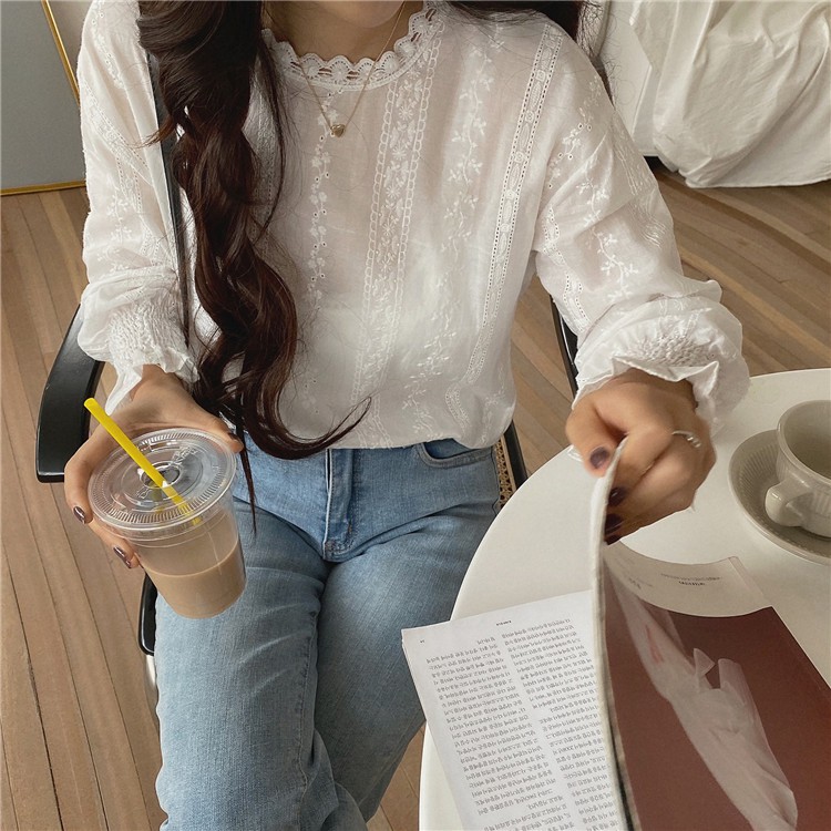 (พร้อมส่งจากไทย) เสื้อแขนยาวผ้าฝ้าย ฉลุลายดอกไม้ [C3]