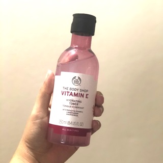 ***แบ่งขายโทนเนอร์ 10/20/30 ml ยี่ห้อ The Body Shop วิตามิน E Hydrating Toner