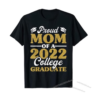 [COD]เสื้อยืด พิมพ์ลายคําคม Proud Mom of A 2022 เหมาะกับของขวัญวันเรียนจบ สําหรับผู้หญิงS-5XL