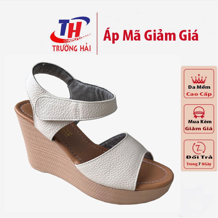 รองเท้าแตะผู้หญิงลิ่ม Truong Hai 9cm หนังวัวแท้สีขาว DX145T 1 SIZE SMALLER FORM