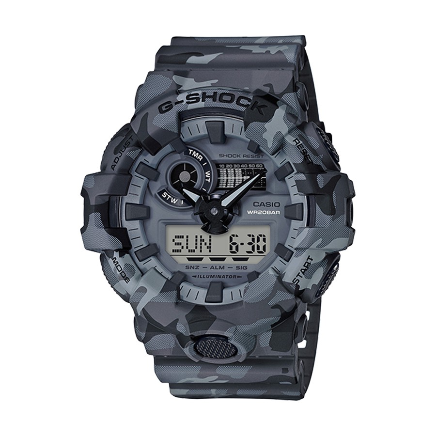 Casio G-Shock นาฬิกาข้อมือผู้ชาย สายเรซิ่น รุ่น GA-700CM,GA-700CM-8A - สีเทาลายพราง