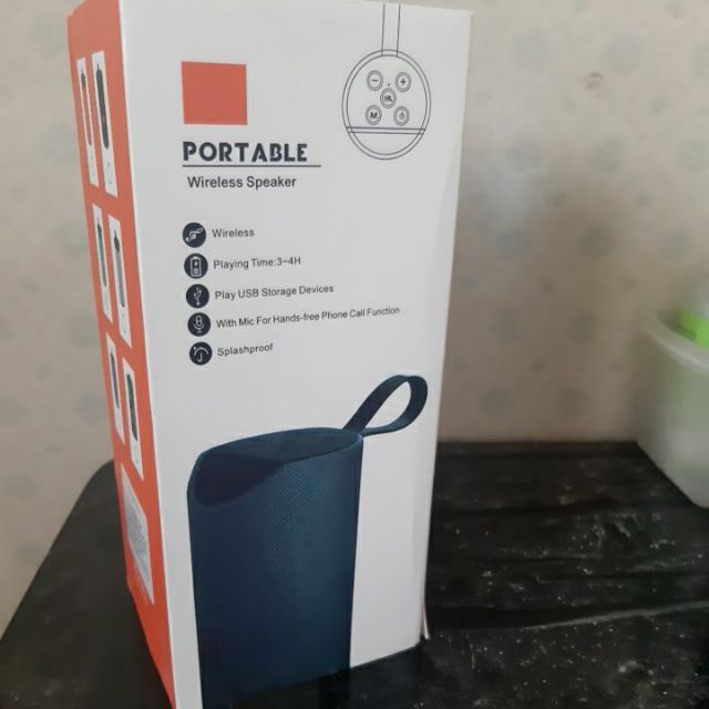 P0rtable wireless speker