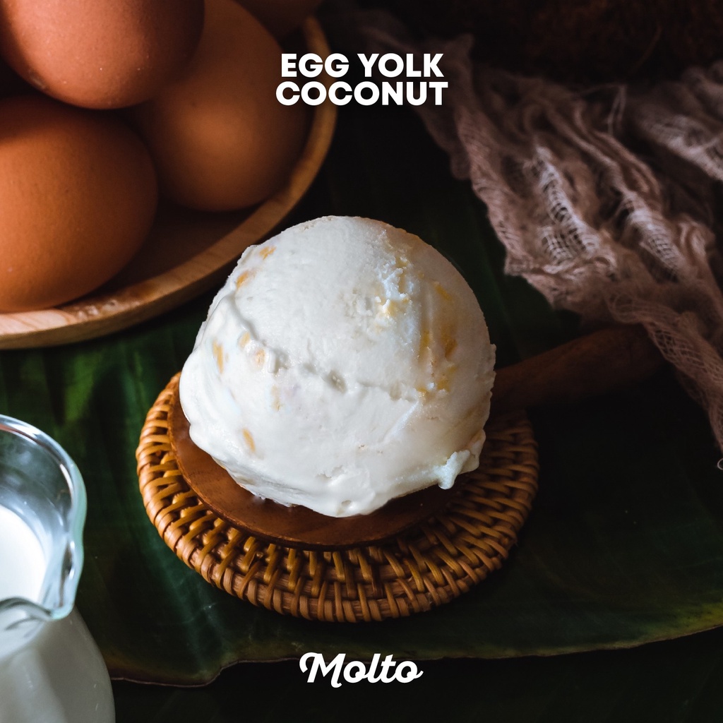 Egg Yolk Coconut (ไอศกรีม กะทิ ไข่แข็ง 1 ถ้วย 16 oz.) - Molto premium Gelato