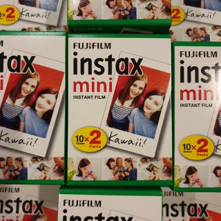 ราคาFujifilm instax mini film ฟิล์มโพลารอยด์ Instax Mini Film ฟิล์มโพลารอยด์ หมดอายุ 03/2023