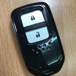 สำหรับรถHONDA กรอบเคส ไฟเบอร์  📌รีโมทรถยนต์ น้ำหนักเบา  📌ทนความร้อน 📌กันรอยขีดขวน  📌กันกระแทกได้เป็นอย่างดี 📌