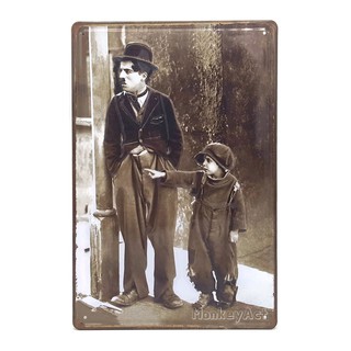 ป้ายสังกะสีวินเทจ The Kid (1921) : Charlie Chaplin (ปั๊มนูน), ขนาด 20x30 ซม.