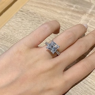 แหวน princess cut 3กะรัต💎บ่าข้าง 10ตังค์💍