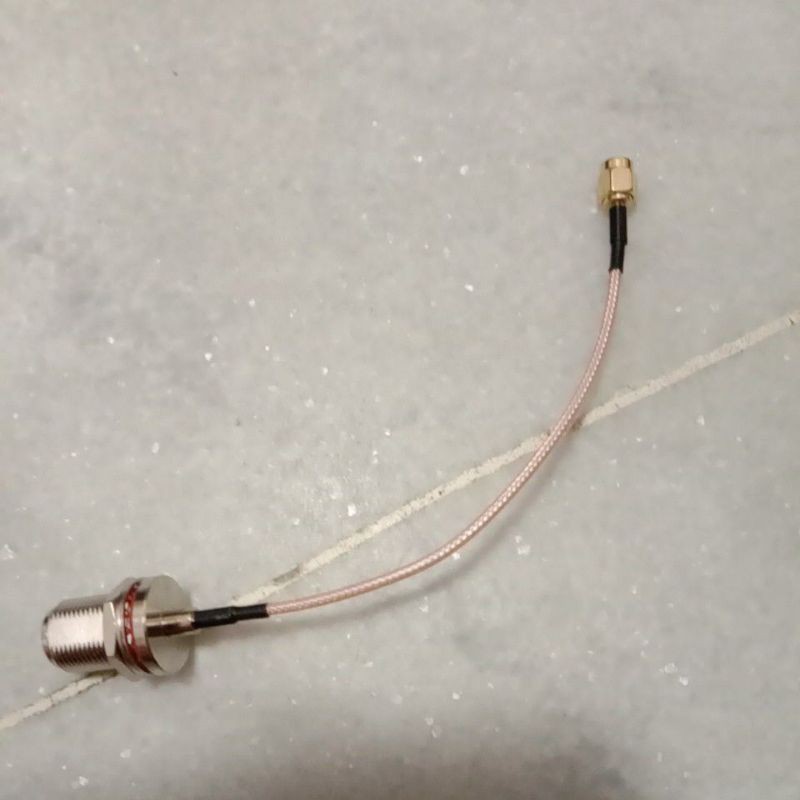 N หญิงจํานวนมากกับสาย RG316 ตัวผู้ SMA